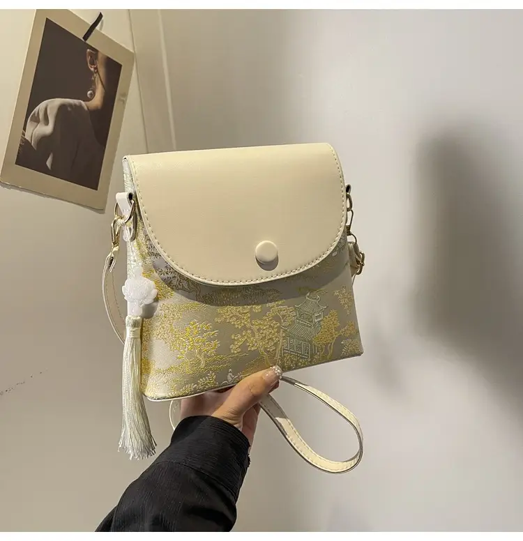 Korean Style Embroidered Crossbody Bag Women's Ins Mori Style — feature 28