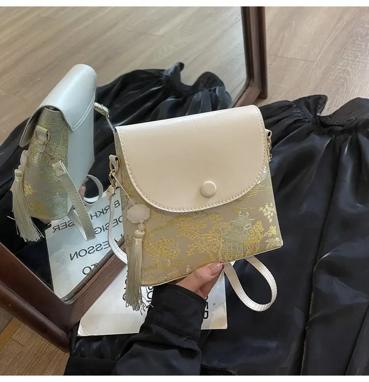 Korean Style Embroidered Crossbody Bag Women's Ins Mori Style — feature 32