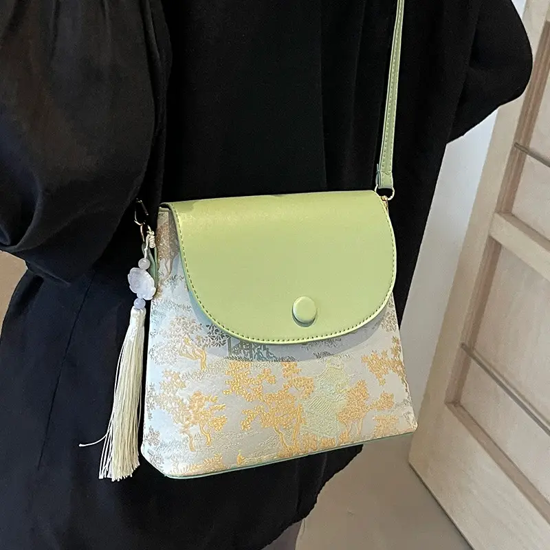 Korean Style Embroidered Crossbody Bag Women's Ins Mori Style - Image 3
