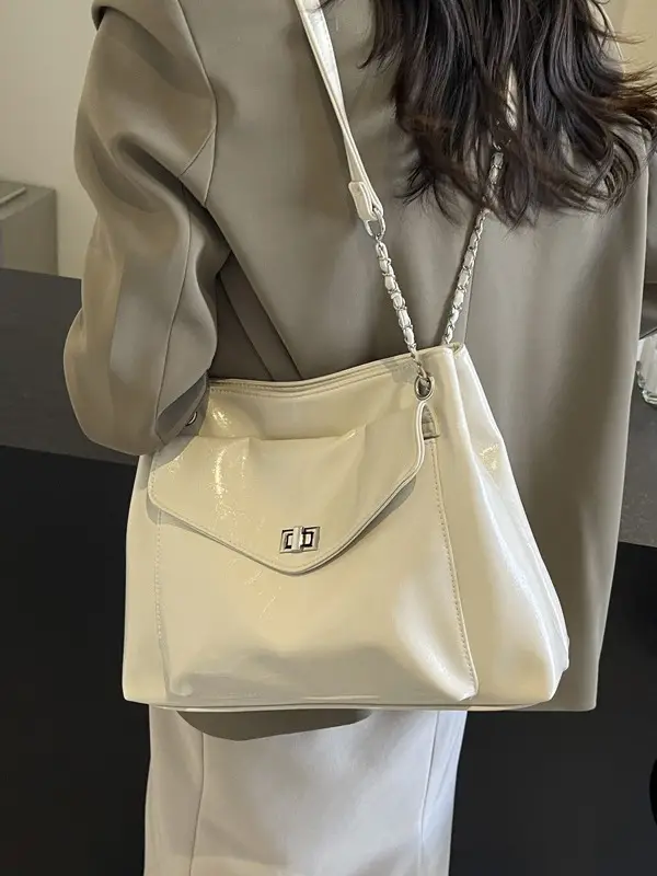 Silver Chain Messenger Bag for Women 2024
