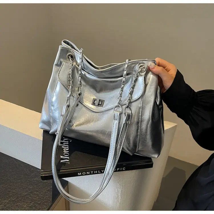 Silver Chain Messenger Bag for Women 2024 — feature 14