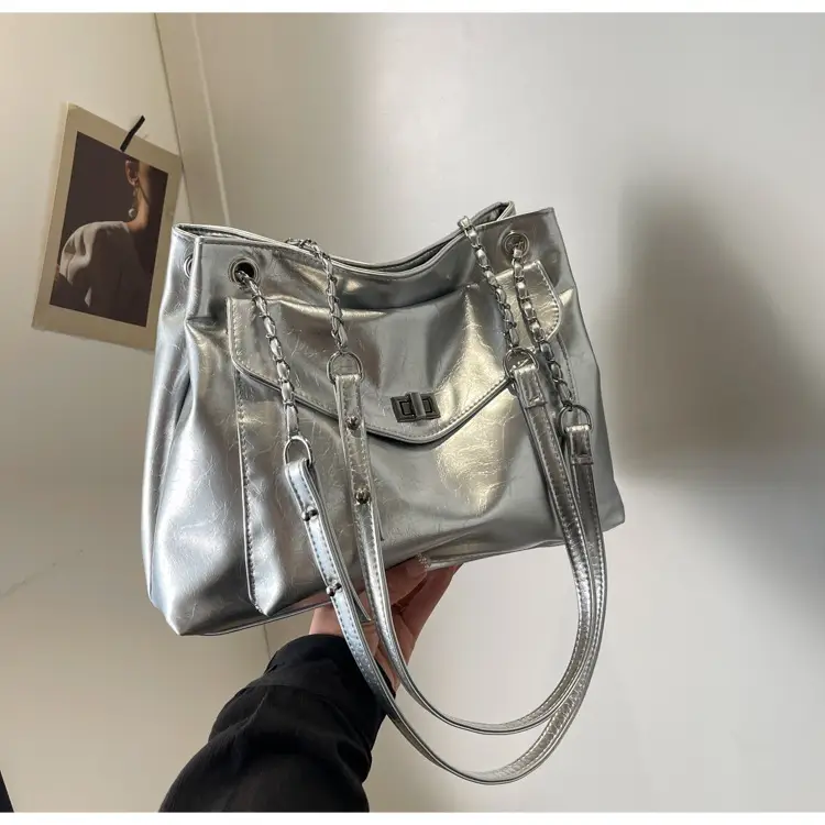 Silver Chain Messenger Bag for Women 2024 — feature 15
