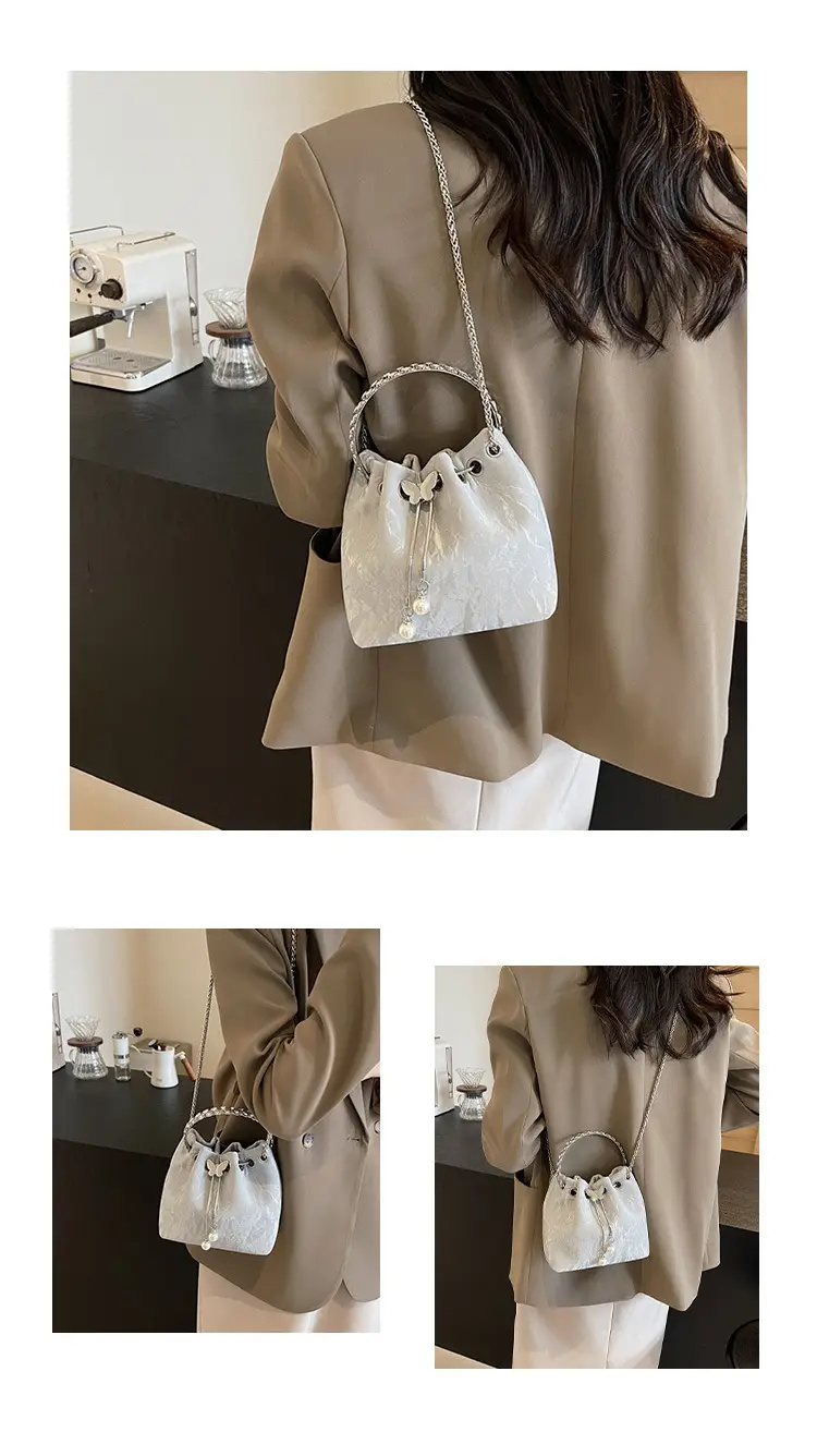 Diamond Encrusted Women's Chain Crossbody Bag — feature 8
