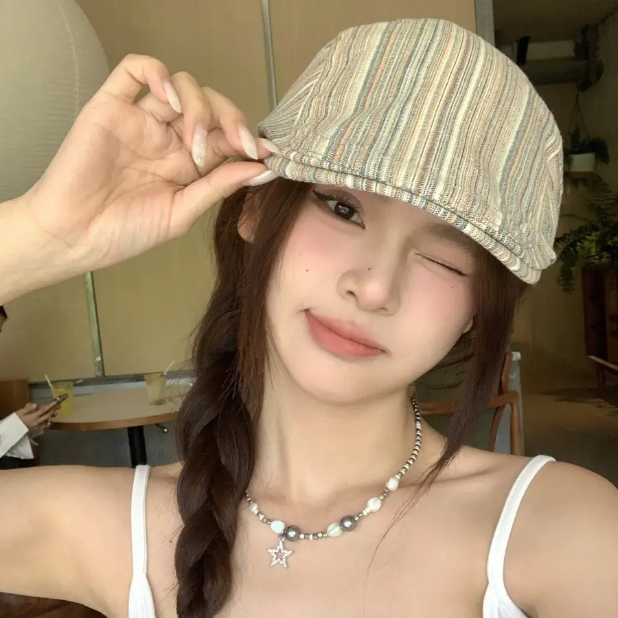 Women's Striped Beret Cap Summer Wear - Image 7