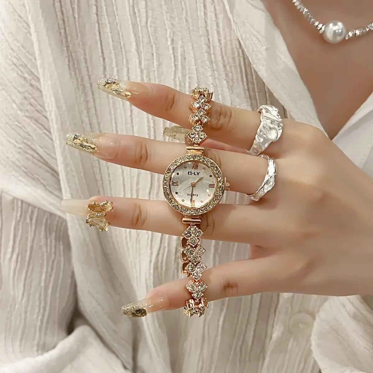 Mermaid Watch for Women Small Golden Spike Luxury