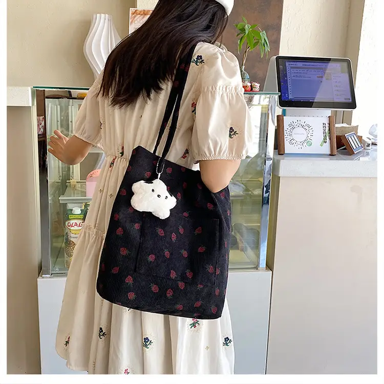 Strawberry Printed Women's Shoulder Bag Summer — feature 31