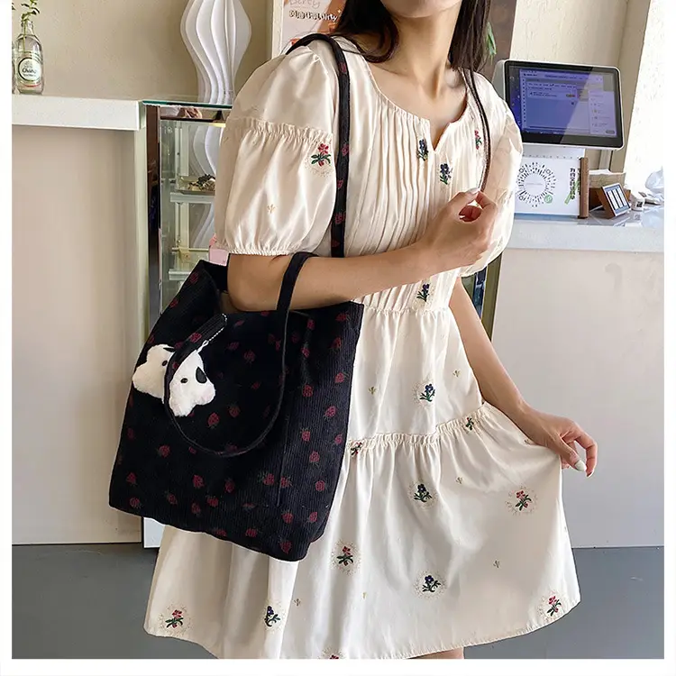 Strawberry Printed Women's Shoulder Bag Summer — feature 32