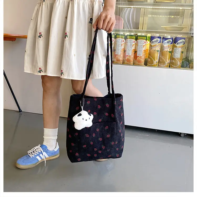 Strawberry Printed Women's Shoulder Bag Summer — feature 35