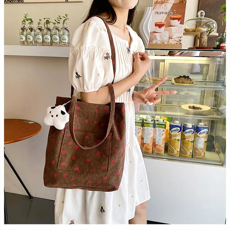 Strawberry Printed Women's Shoulder Bag Summer — feature 38