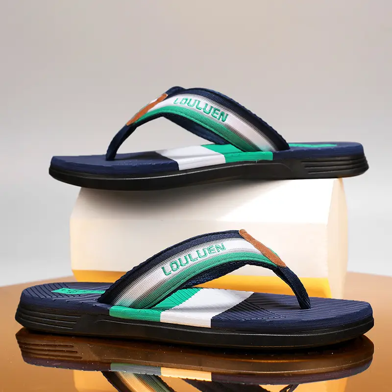 Flip-Flops Men's Trendy 2025 Summer New Fashion Outer Wear Beach Shoes Men's Outdoor Soft-Soled Comfortable Flip-Flops - Image 2