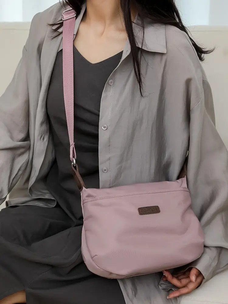 2024 New Lightweight Water-repellent Nylon Crossbody Bag
