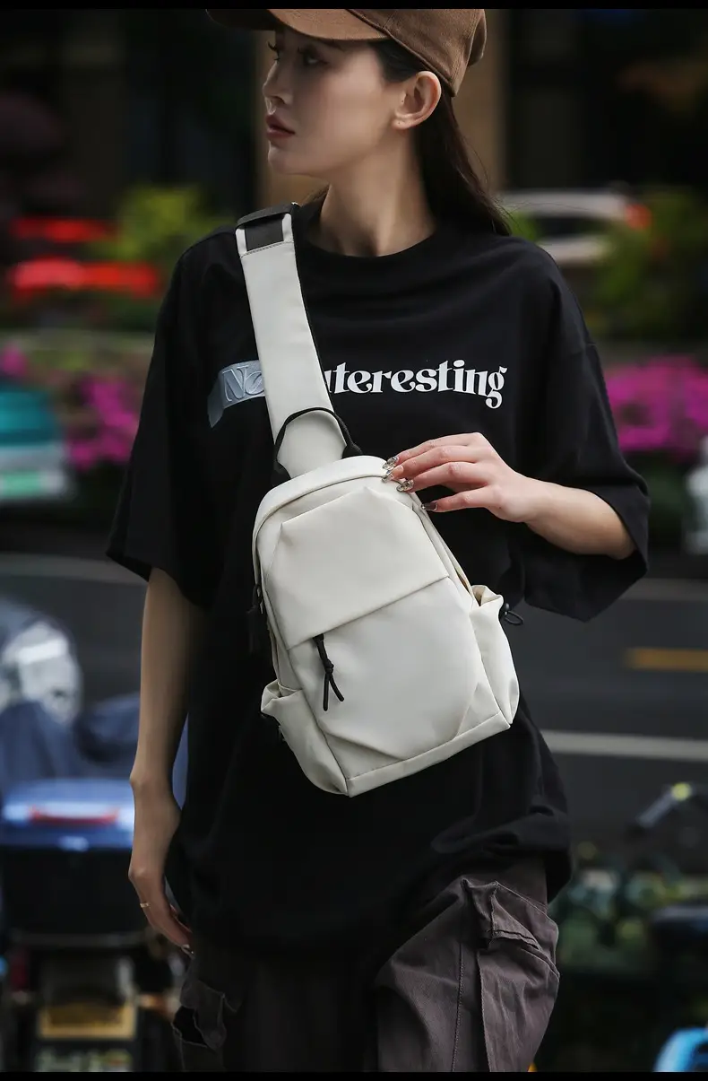 Men's White Chest Bag Shoulder Crossbody Style — feature 11