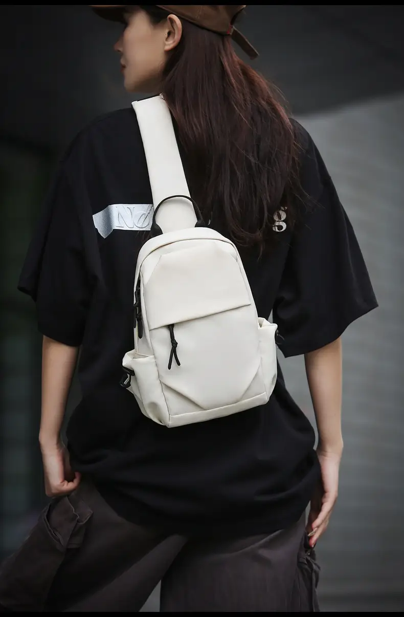 Men's White Chest Bag Shoulder Crossbody Style — feature 12