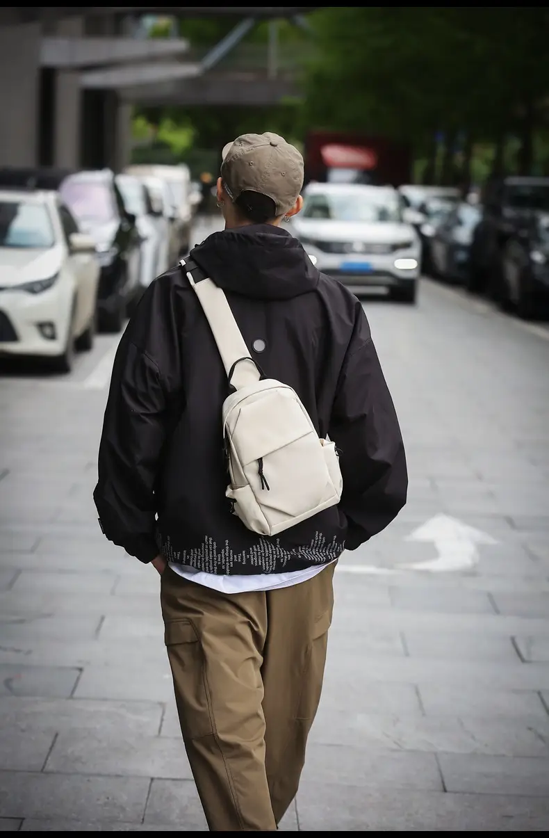 Men's White Chest Bag Shoulder Crossbody Style — feature 33