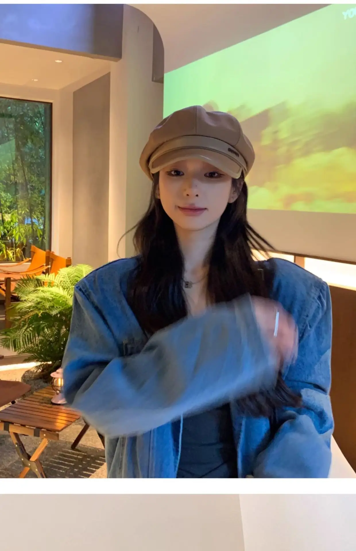 Women Vintage Painter Beret Cap Brown — feature 17
