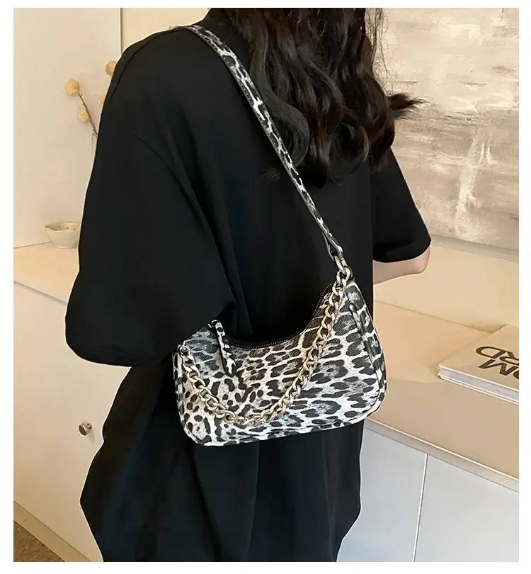 Leopard Print Women's Shoulder Crossbody Bag 2024 — feature 1