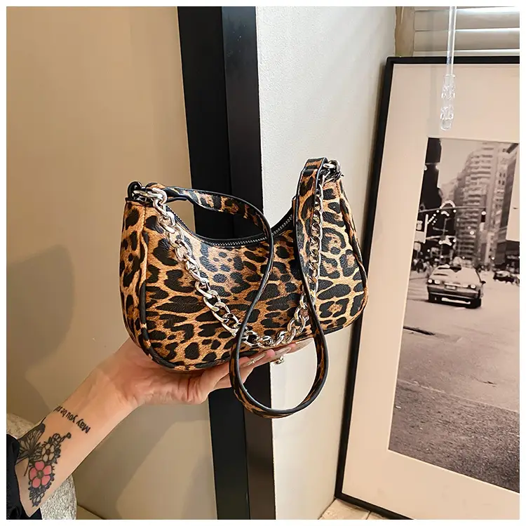 Leopard Print Women's Shoulder Crossbody Bag 2024 — feature 14