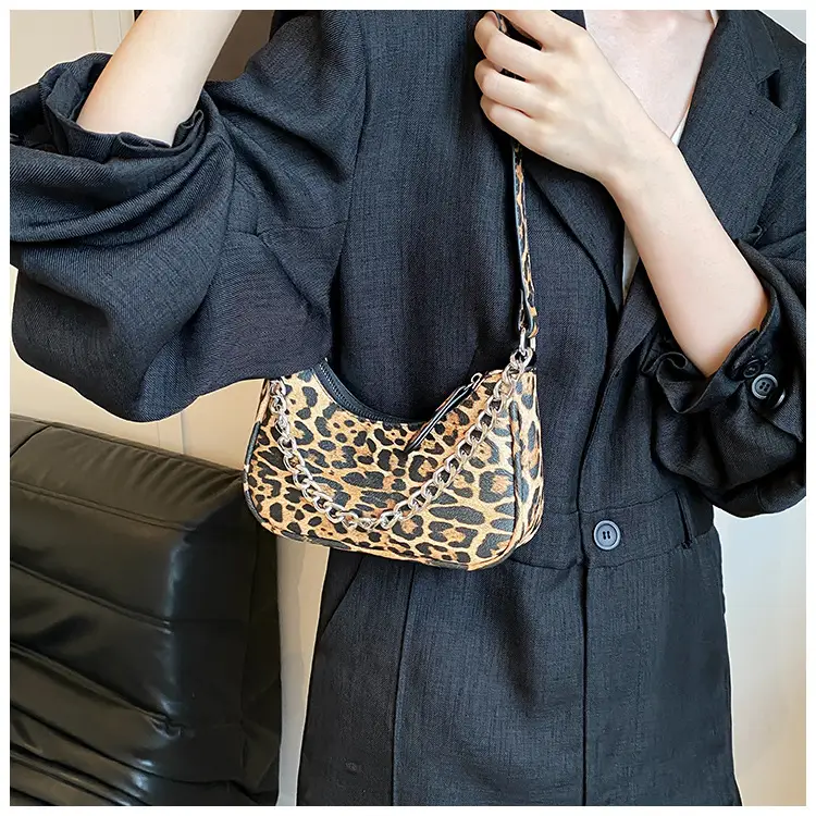 Leopard Print Women's Shoulder Crossbody Bag 2024 — feature 19