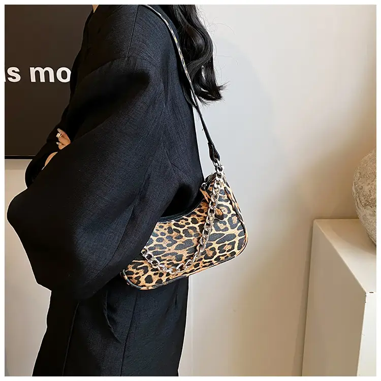 Leopard Print Women's Shoulder Crossbody Bag 2024 — feature 20