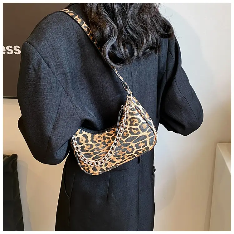 Leopard Print Women's Shoulder Crossbody Bag 2024 — feature 23