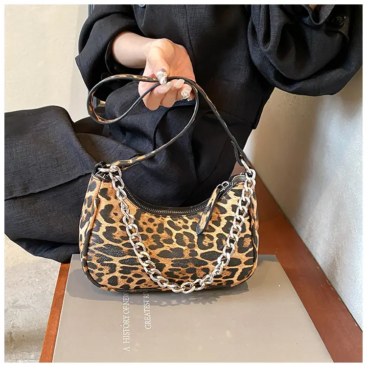 Leopard Print Women's Shoulder Crossbody Bag 2024 — feature 26