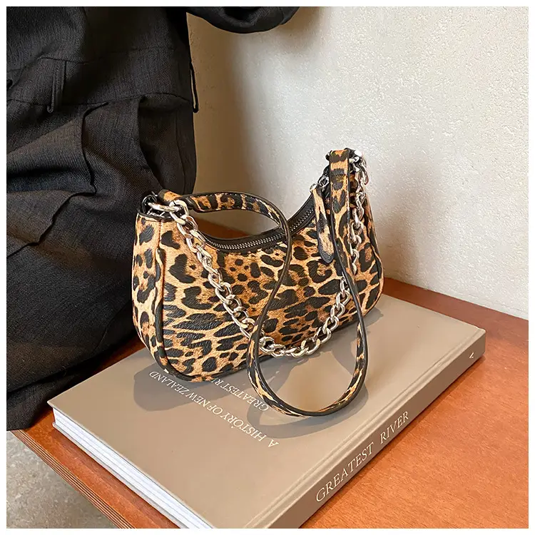 Leopard Print Women's Shoulder Crossbody Bag 2024 — feature 29