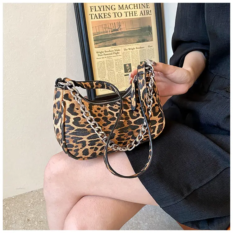 Leopard Print Women's Shoulder Crossbody Bag 2024 — feature 31