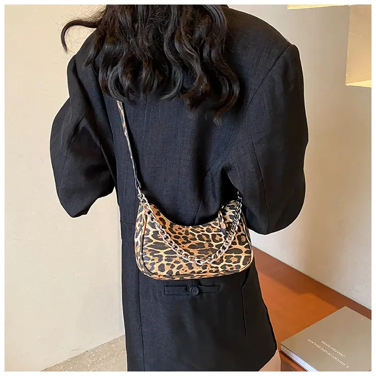 Leopard Print Women's Shoulder Crossbody Bag 2024 — feature 36