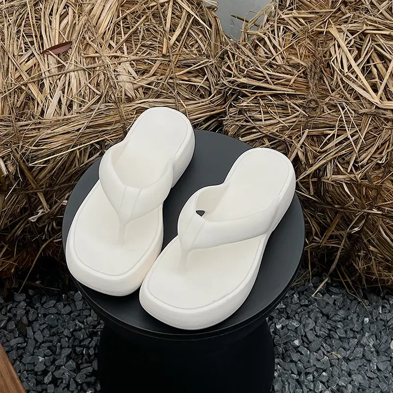 2024 Women's EVA Beach Flip-Flops Thick Soled Sandals