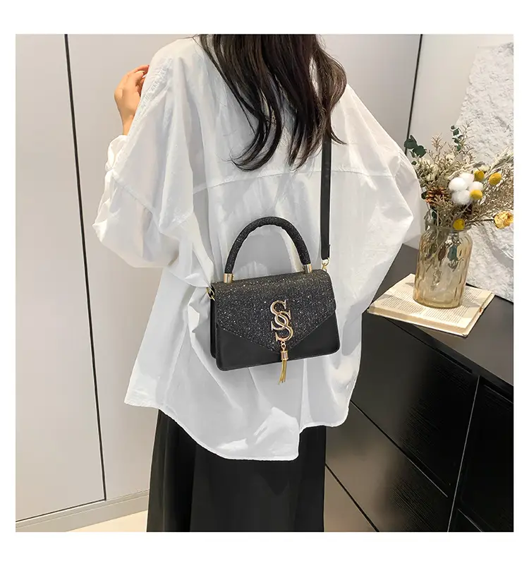 Black S-Logo Shoulder Bag for Women 2024 Spring Summer — feature 29