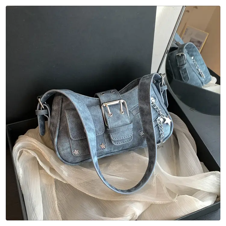 Niche High-End Small Square Bag 2024 Summer — feature 15