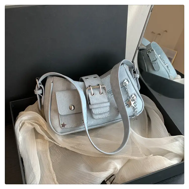 Niche High-End Small Square Bag 2024 Summer — feature 16