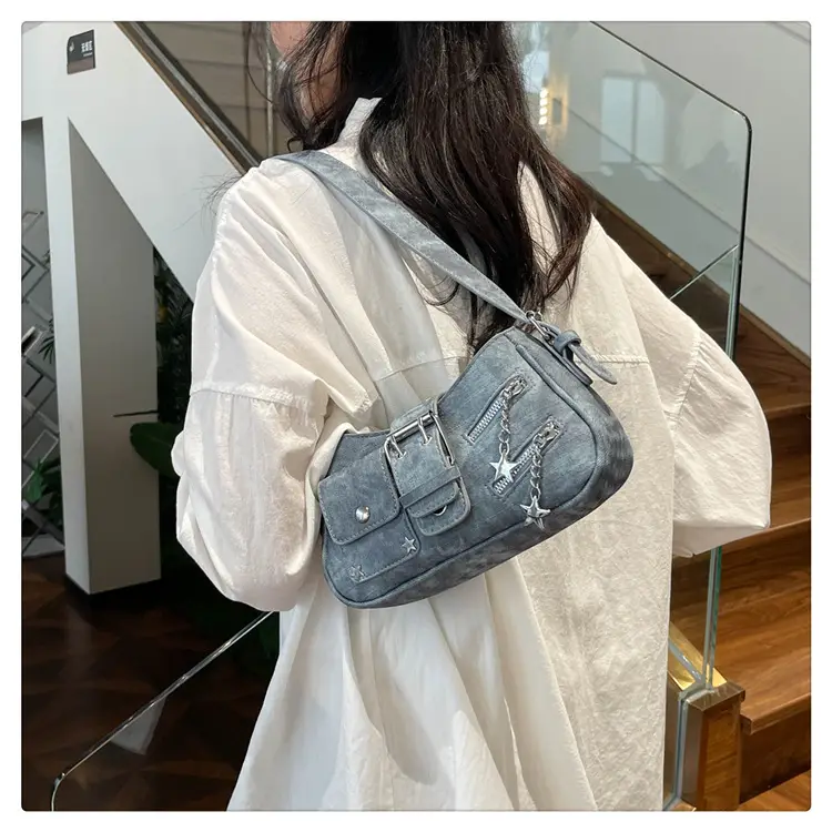 Niche High-End Small Square Bag 2024 Summer — feature 28