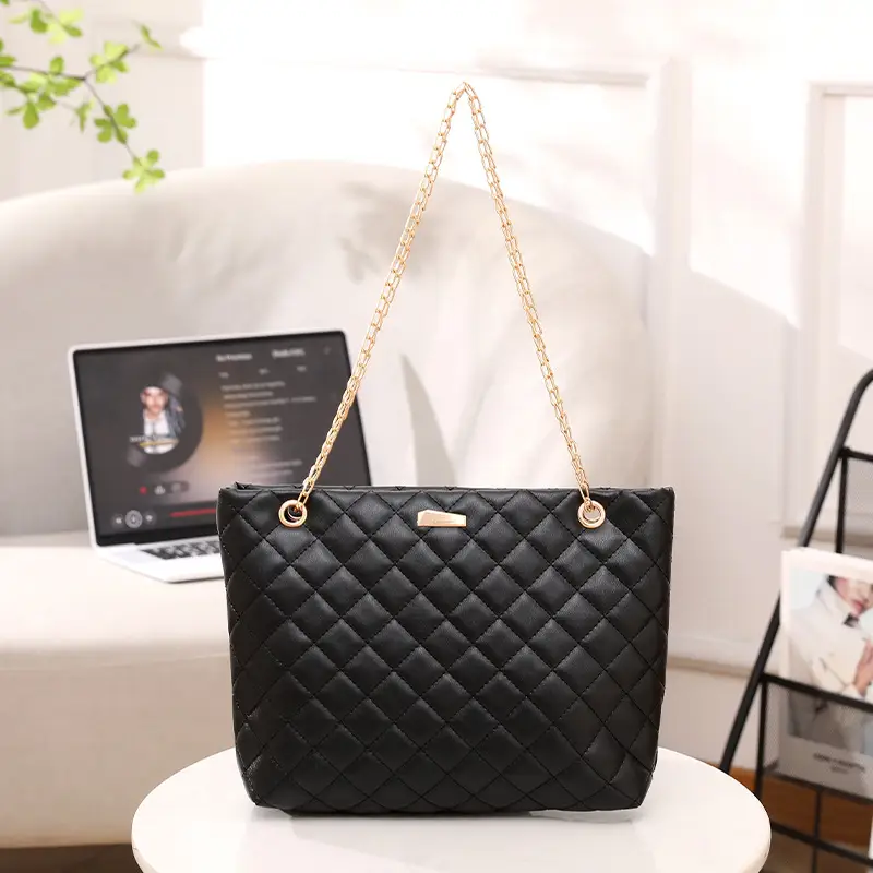 Diamond Embroidered Women's Tote Bag with Chain Shoulder Bag