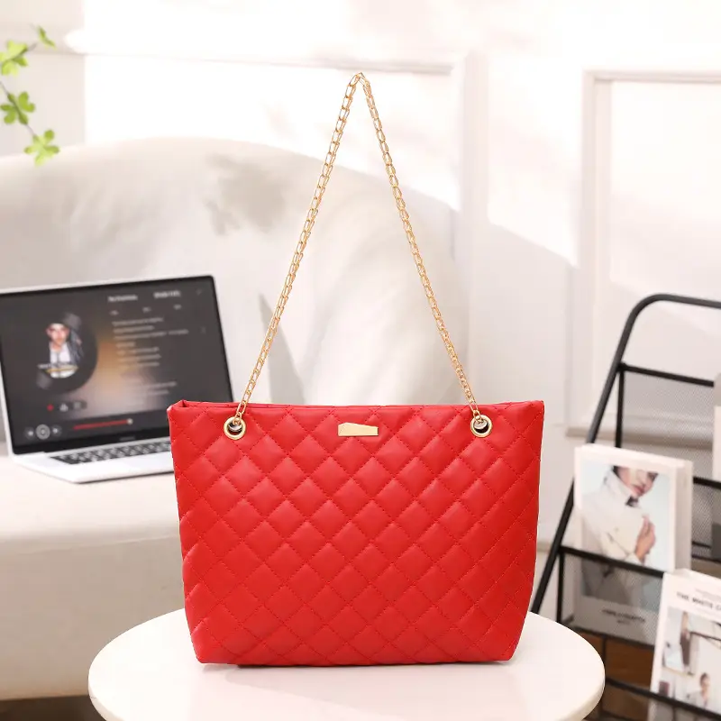 Diamond Embroidered Women's Tote Bag with Chain Shoulder Bag