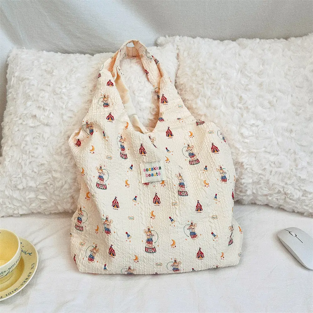 White Floral Embossed Canvas Bag for Summer - Image 4