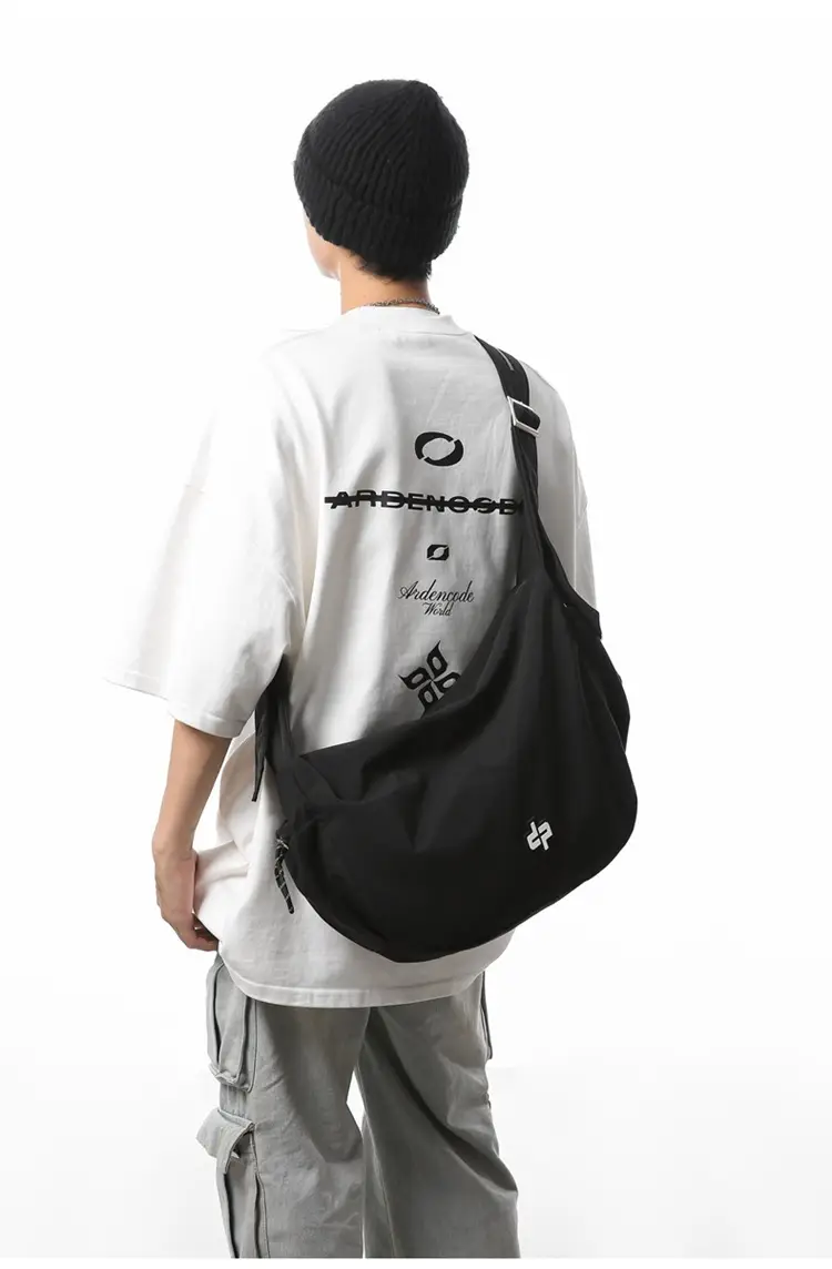 Large Capacity Canvas Shoulder Bag for Women 2026 — feature 28