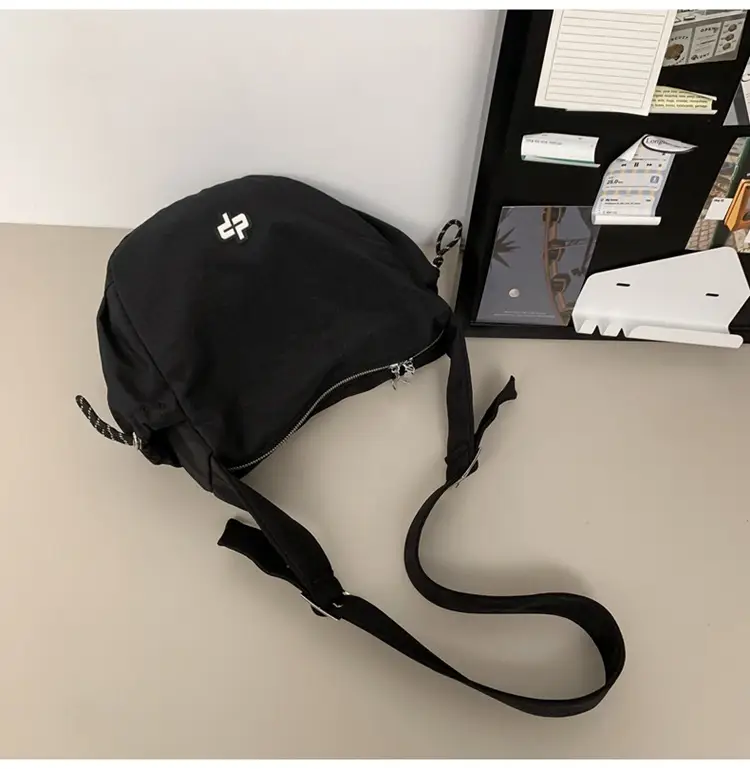Large Capacity Canvas Shoulder Bag for Women 2026 — feature 46