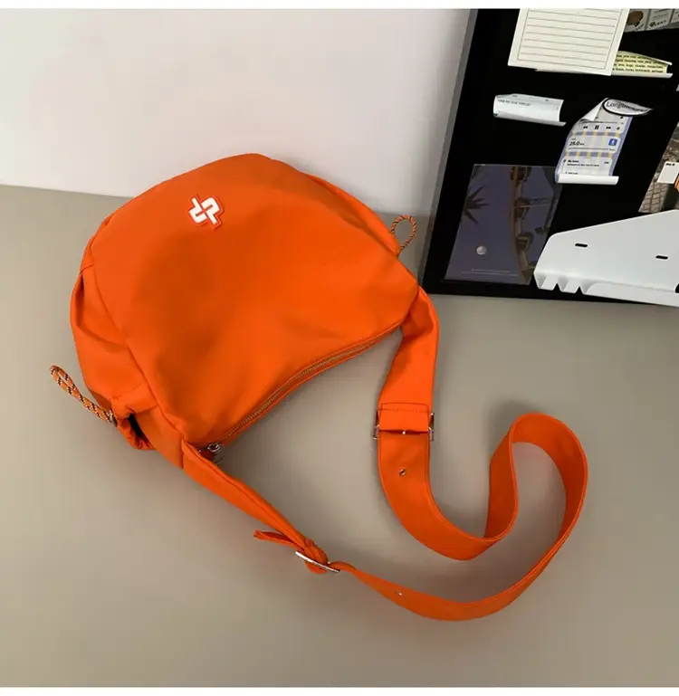 Large Capacity Canvas Shoulder Bag for Women 2026 — feature 55