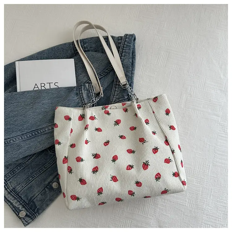 Strawberry Printed Women's Shoulder Bag 2024 — feature 22