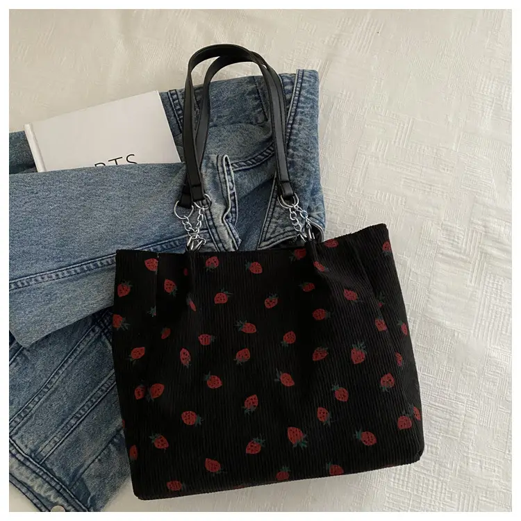 Strawberry Printed Women's Shoulder Bag 2024 — feature 25