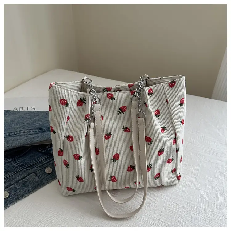 Strawberry Printed Women's Shoulder Bag 2024 - Image 2