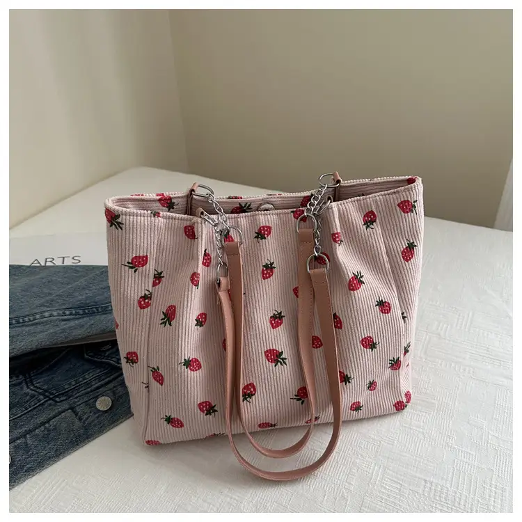 Strawberry Printed Women's Shoulder Bag 2024 - Image 4