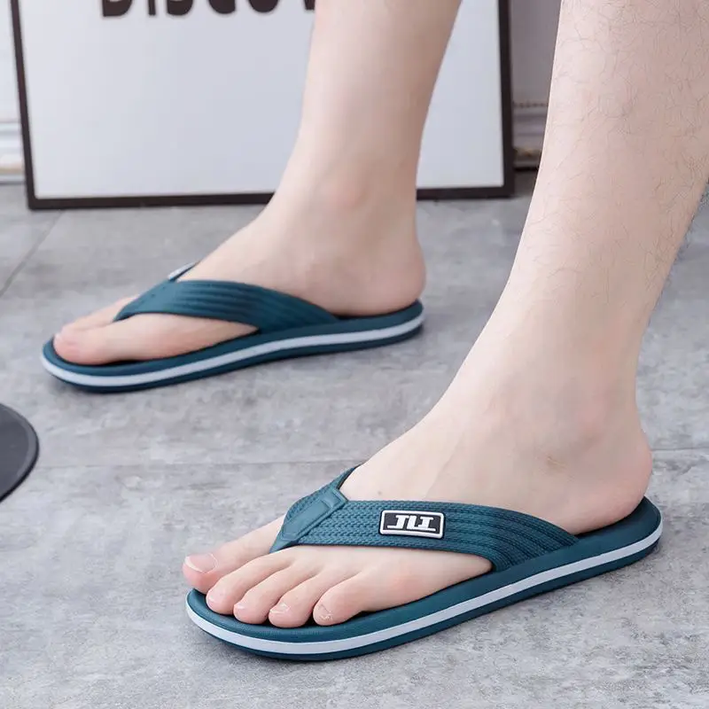 2024 Men Black Rubber Flip Flops Casual Sandals — feature 16