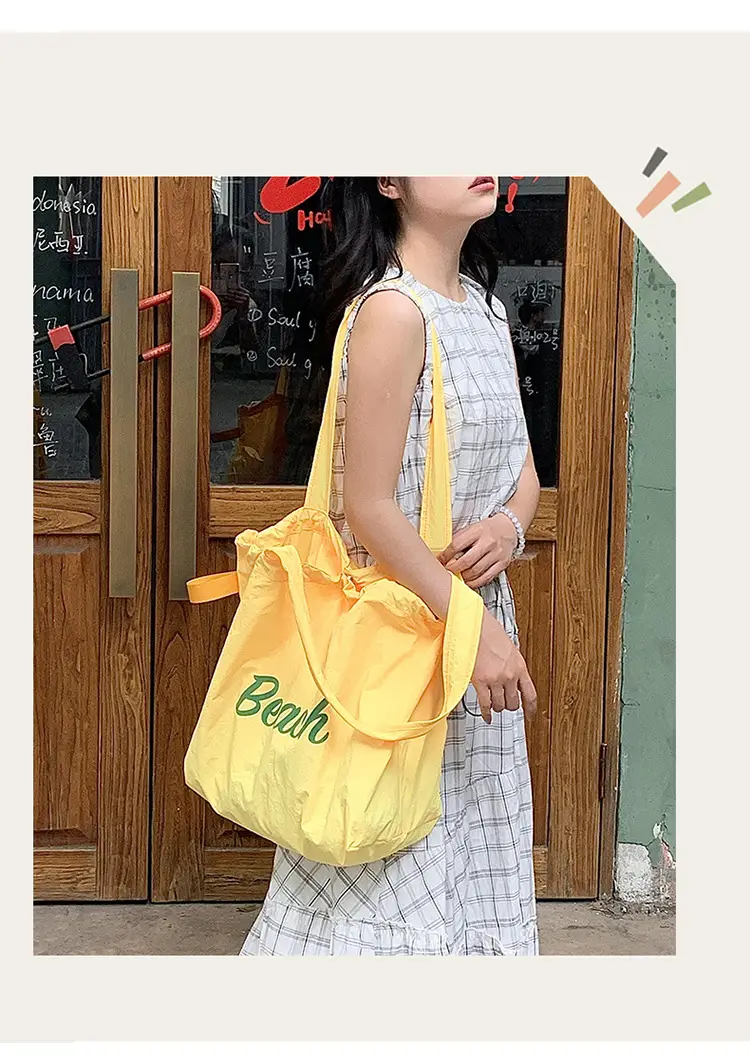 Women's Yellow Printed Nylon Shoulder Bag Large Capacity — feature 1