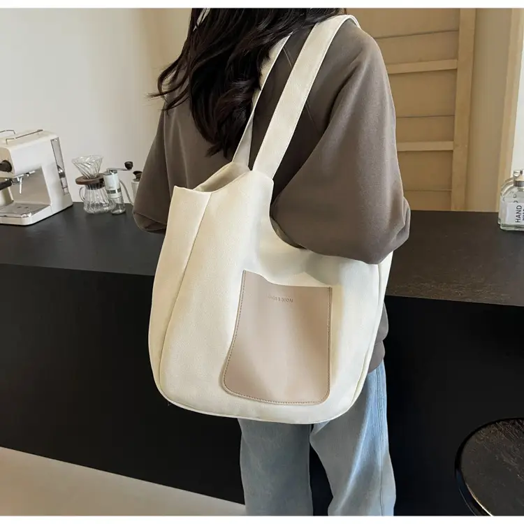 Women's Black Canvas Shoulder Bag 2025 — feature 22