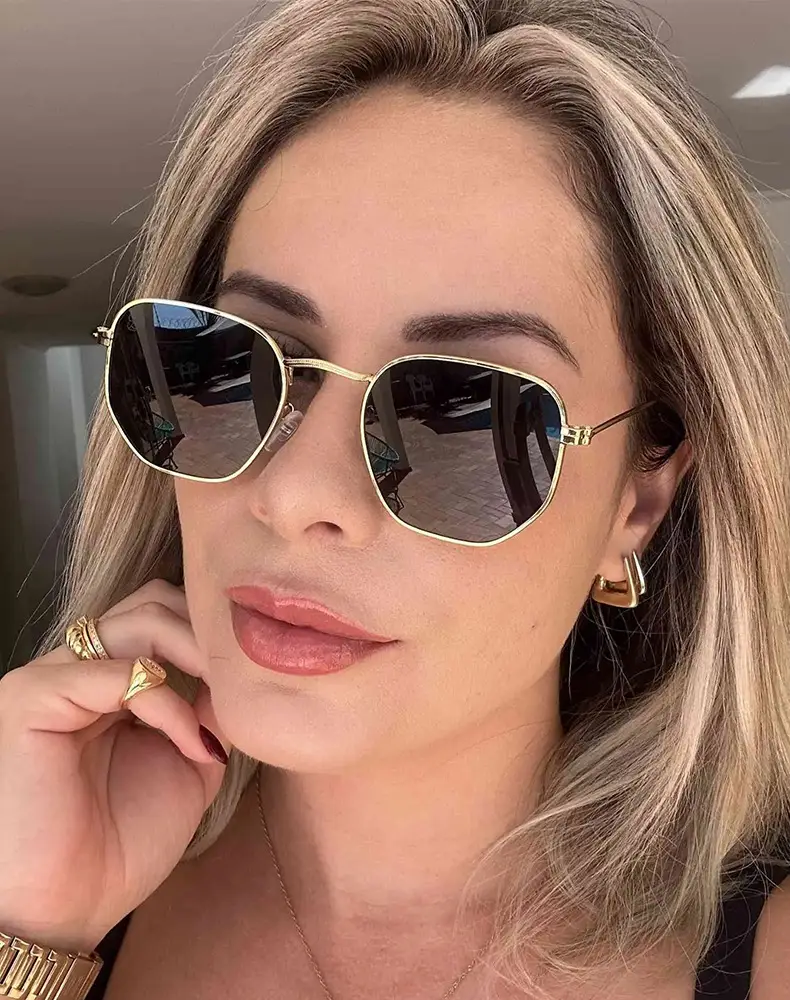 Women's Metal Square Sunglasses Black Geometric Frame — feature 1