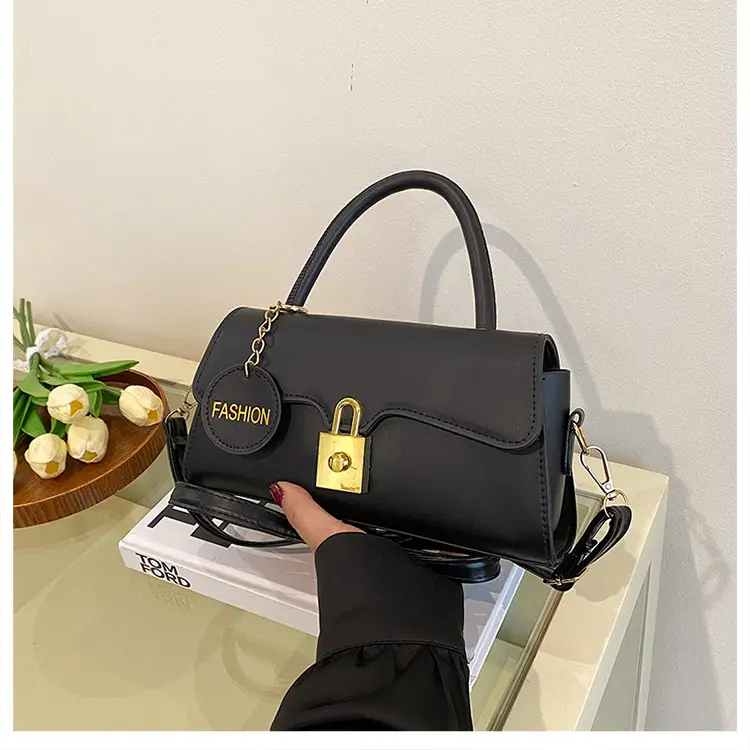 French Style Textured Shoulder Bag Women 2024 — feature 15