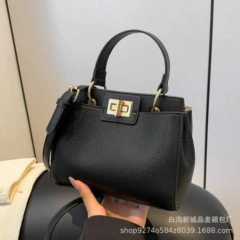 Silver French Style Shoulder Bag for Women 2026 - Image 6