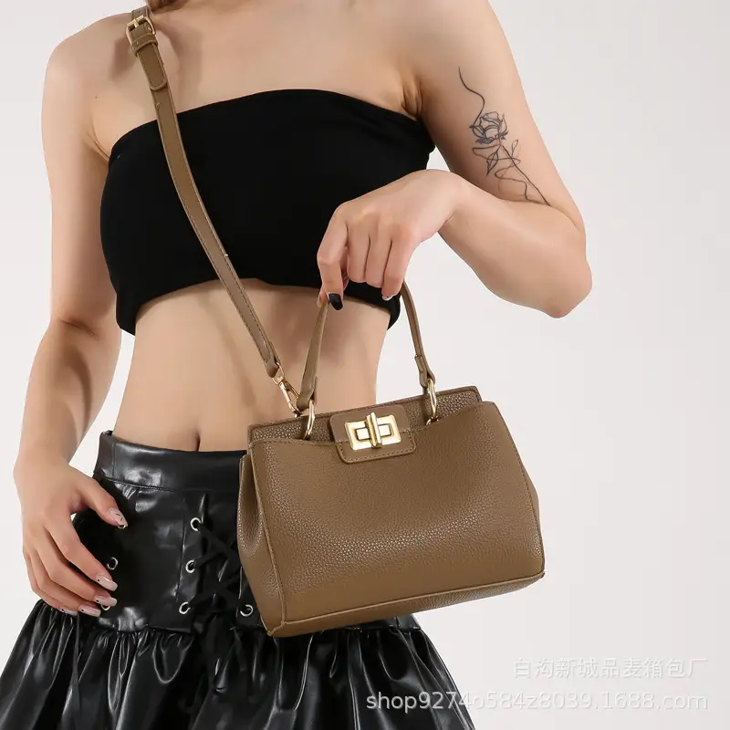 Silver French Style Shoulder Bag for Women 2026 - Image 8